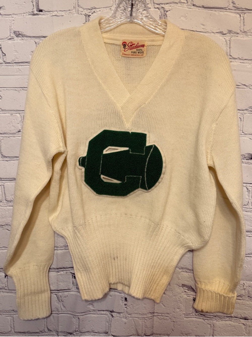 🧥 Vintage 100% Wool Varsity Letter Sweater – Cream Shaker Knit – Small